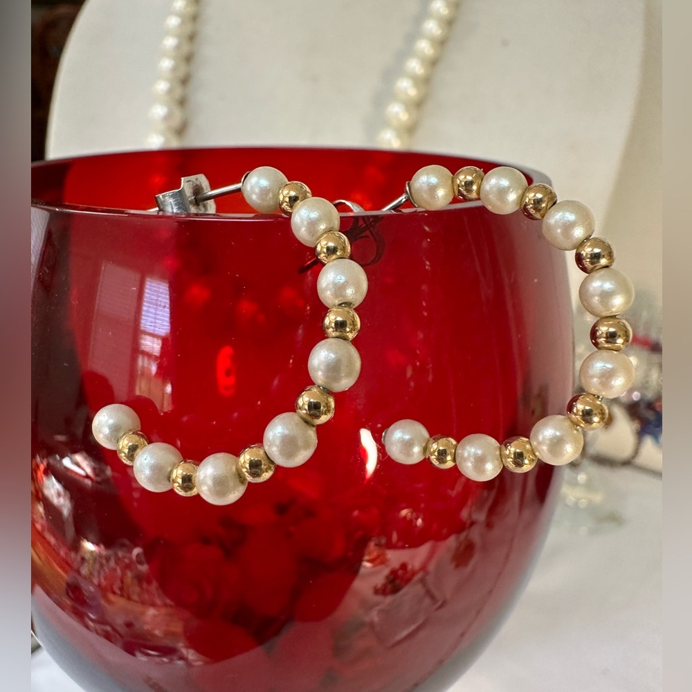 Open back pearl bead and gold bead earrings